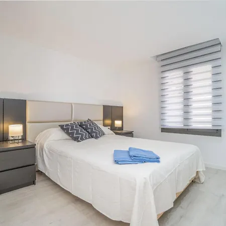 Semesterbostad Medes By Interhome