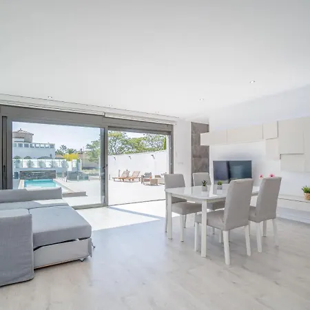 Medes By Interhome * Empuriabrava