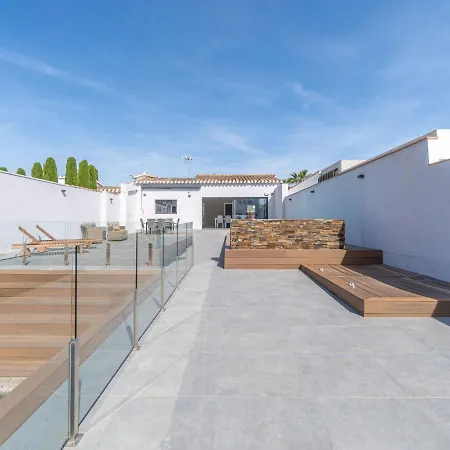 Semesterbostad Medes By Interhome